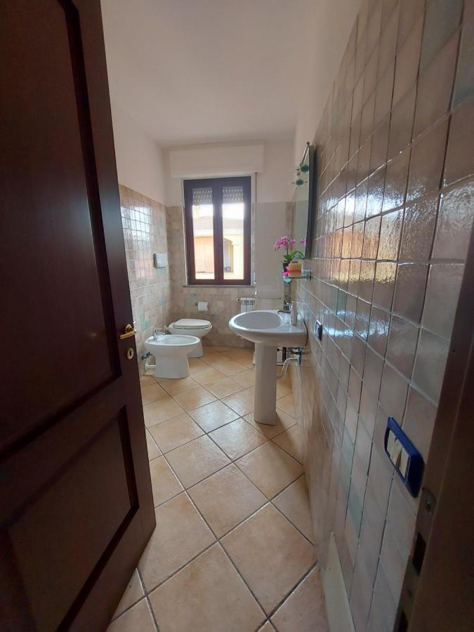 Affittacamere Center Room Тортоли Экстерьер фото